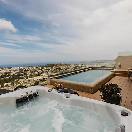 度假居 Stunning Penthouse With Private Pool By Homely 梅利哈